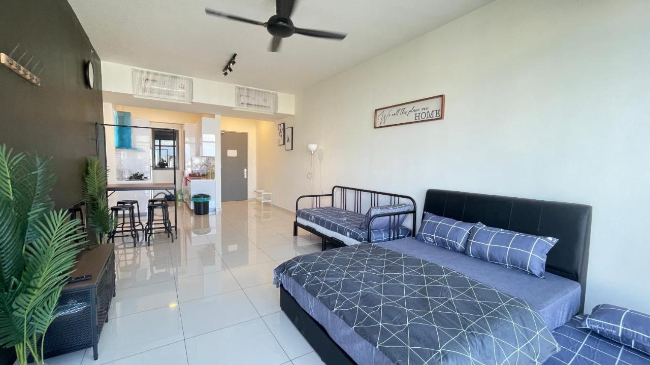 Beacon Executive Suite At Georgetown For 10Pax And 2 Bed Room Bagian luar foto
