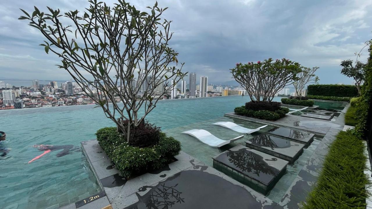 Beacon Executive Suite At Georgetown For 10Pax And 2 Bed Room Bagian luar foto
