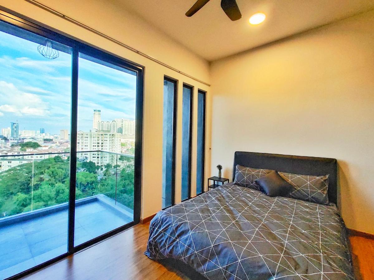Beacon Executive Suite At Georgetown For 10Pax And 2 Bed Room Bagian luar foto