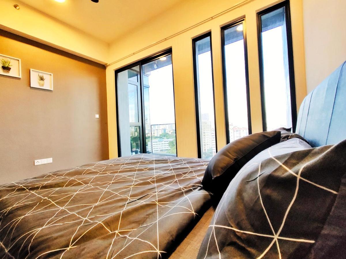 Beacon Executive Suite At Georgetown For 10Pax And 2 Bed Room Bagian luar foto