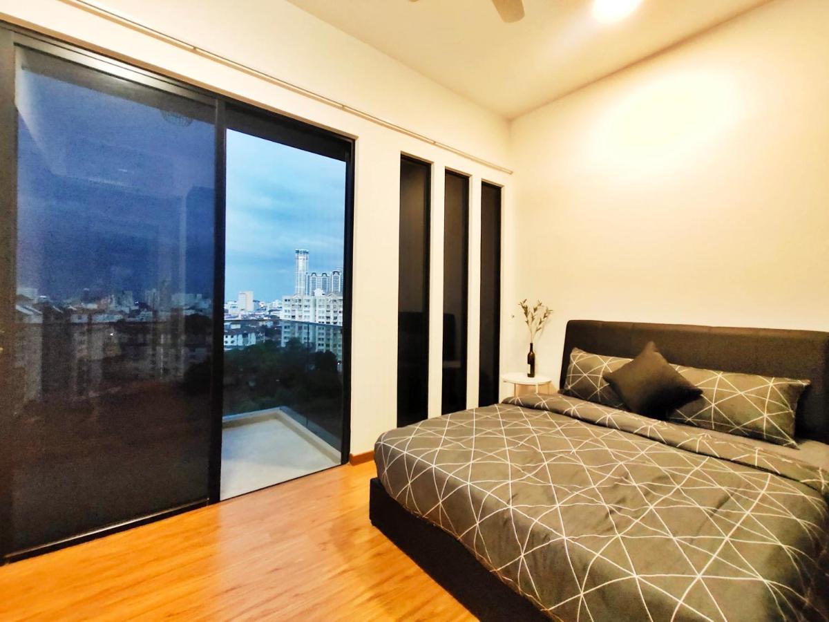 Beacon Executive Suite At Georgetown For 10Pax And 2 Bed Room Bagian luar foto