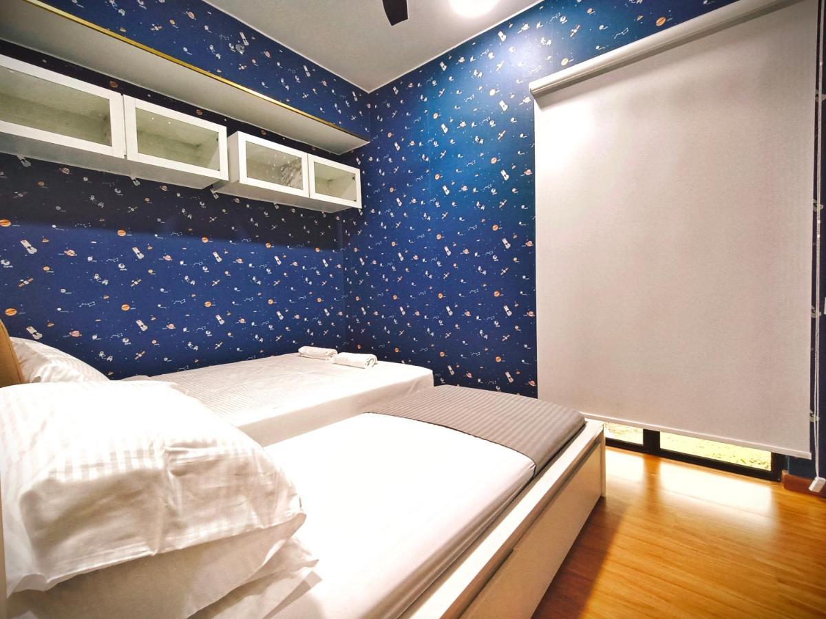 Beacon Executive Suite At Georgetown For 10Pax And 2 Bed Room Bagian luar foto