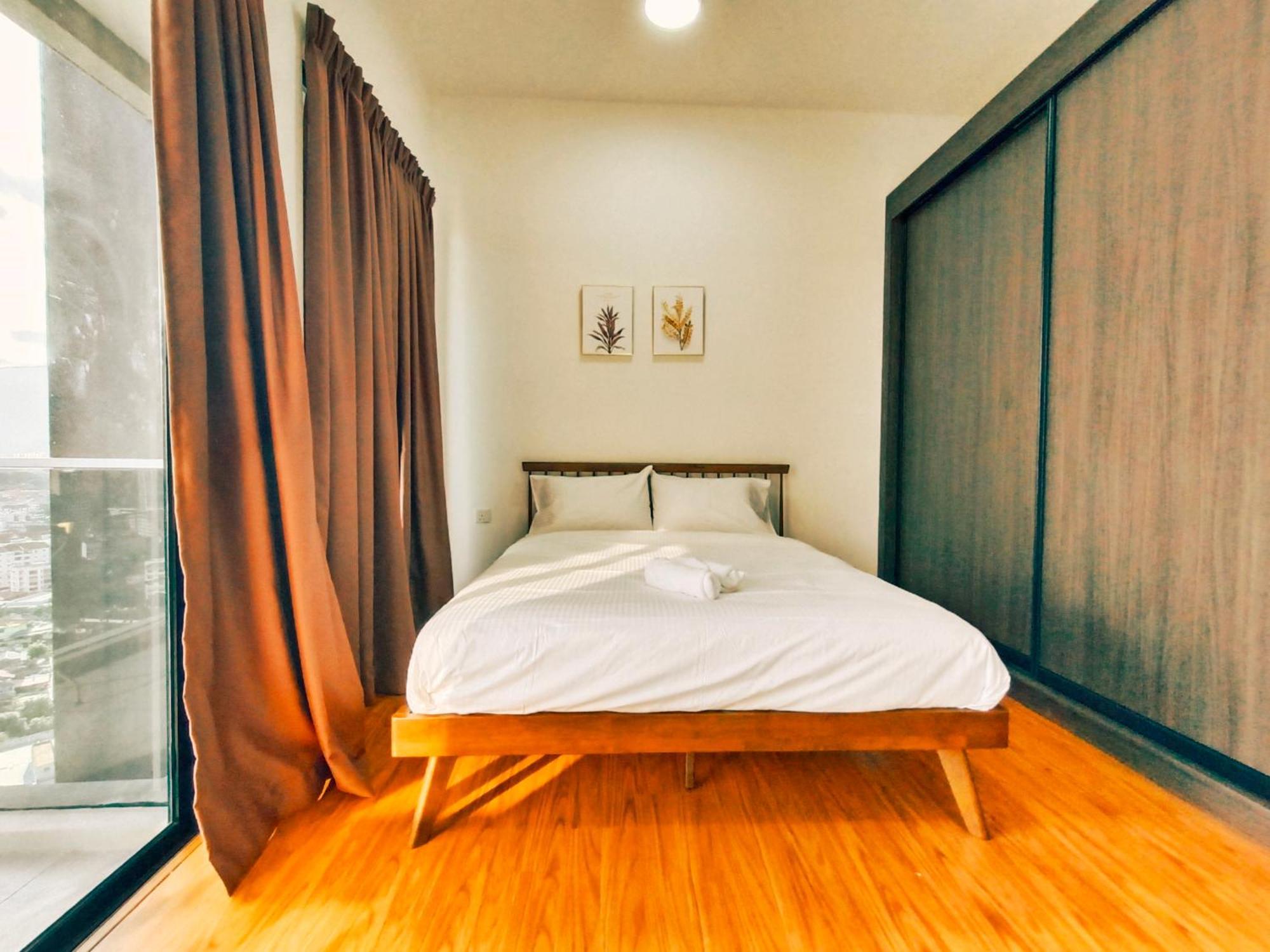 Beacon Executive Suite At Georgetown For 10Pax And 2 Bed Room Bagian luar foto